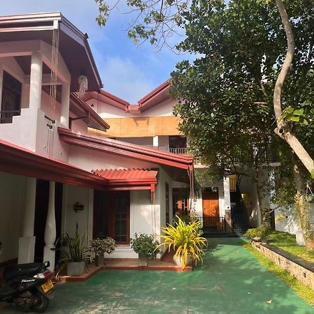 Ceylonima Home Stay Anuradhapura Esterno foto
