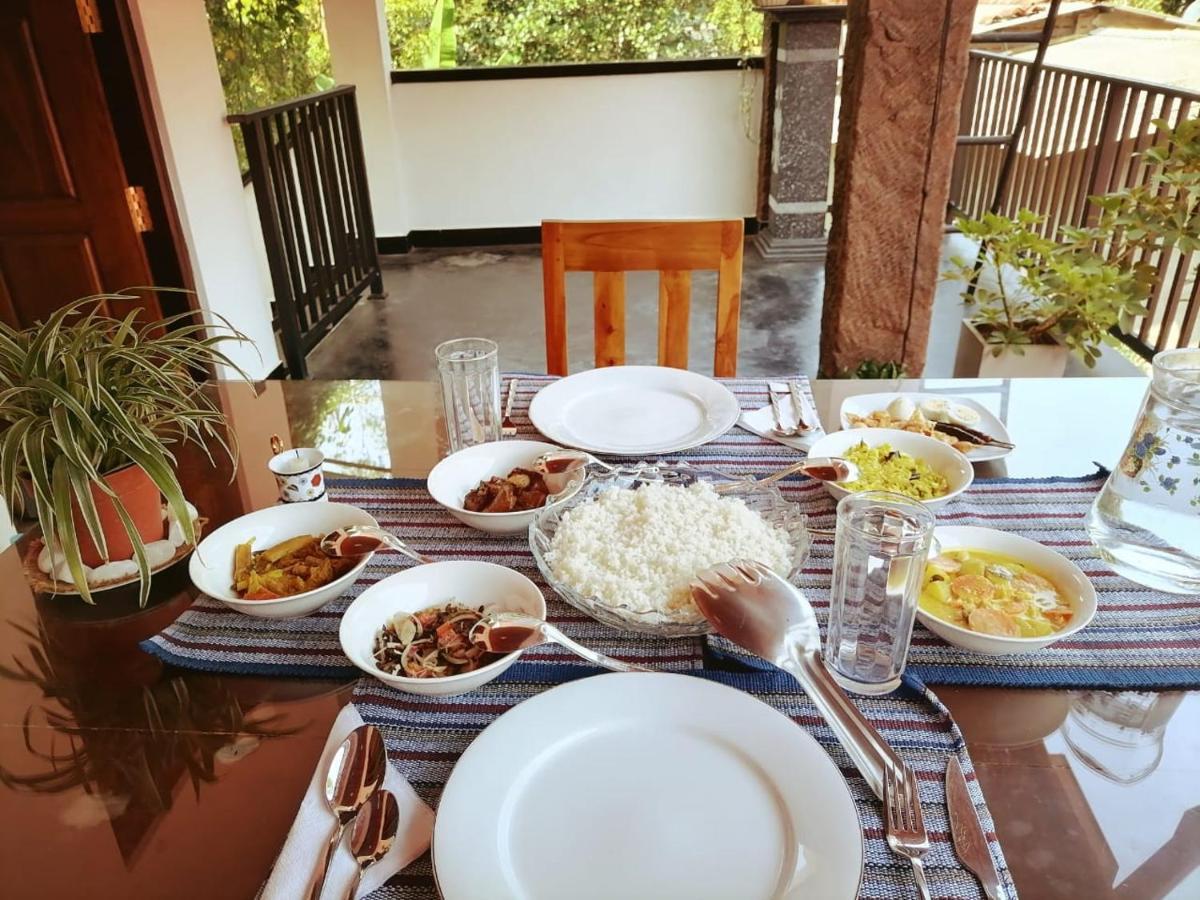 Ceylonima Home Stay Anuradhapura Esterno foto