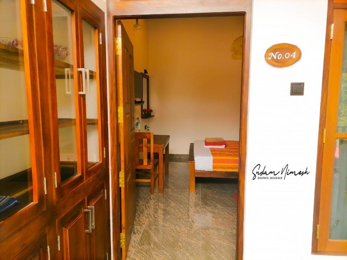 Ceylonima Home Stay Anuradhapura Esterno foto
