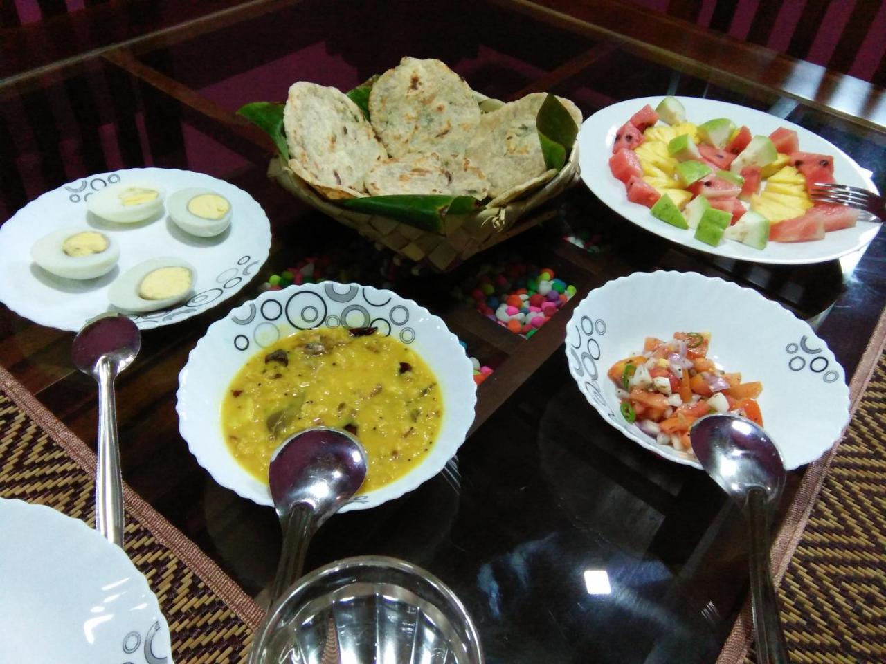 Ceylonima Home Stay Anuradhapura Esterno foto