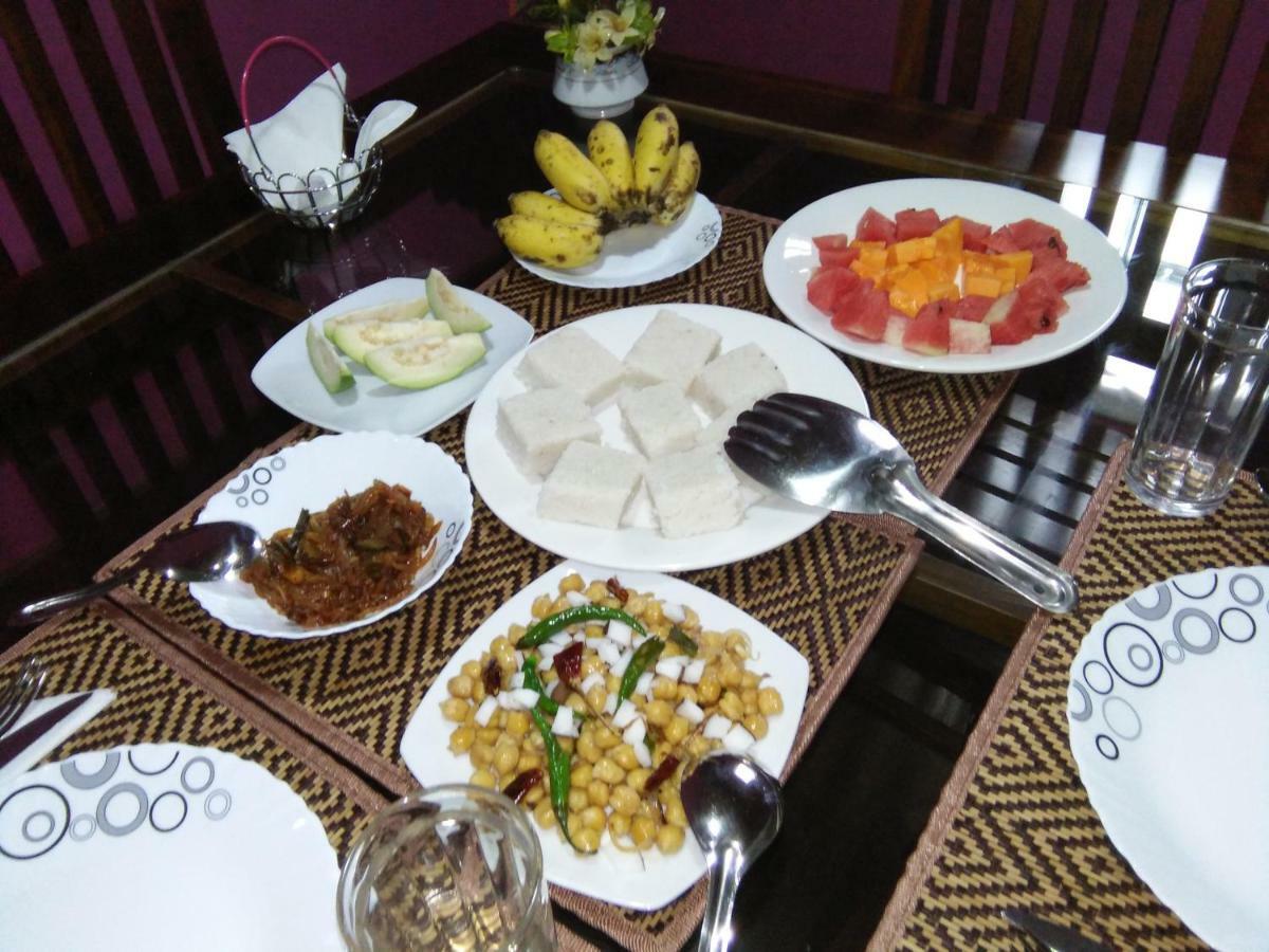 Ceylonima Home Stay Anuradhapura Esterno foto
