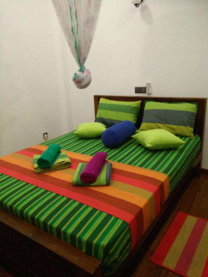 Ceylonima Home Stay Anuradhapura Esterno foto